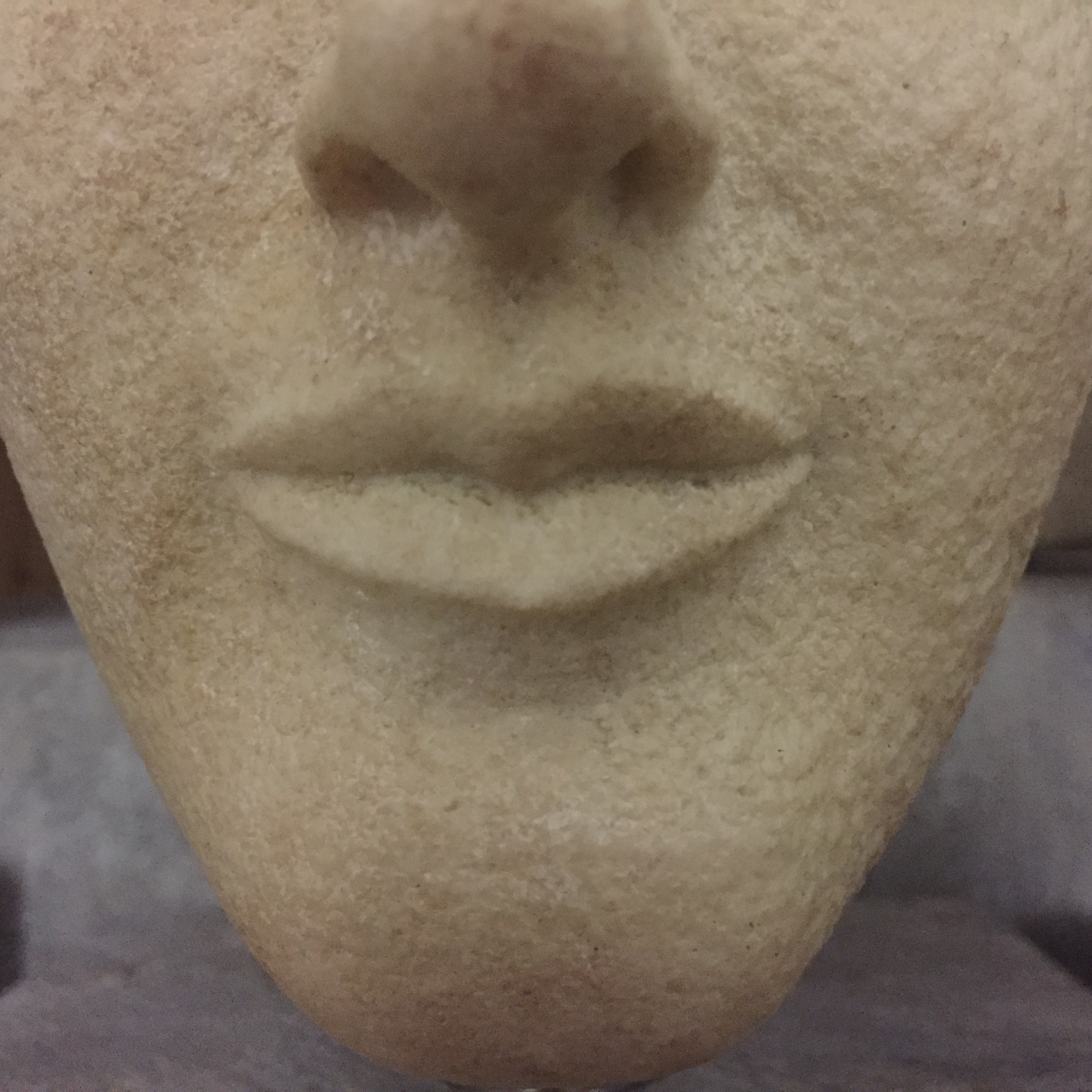 geschmeidig entspannte Lippen - "a game to play"?!